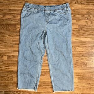 Eileen Fisher Size Extra Large Light Chambray Blue Pull On Pant Frayed Hem Jeans